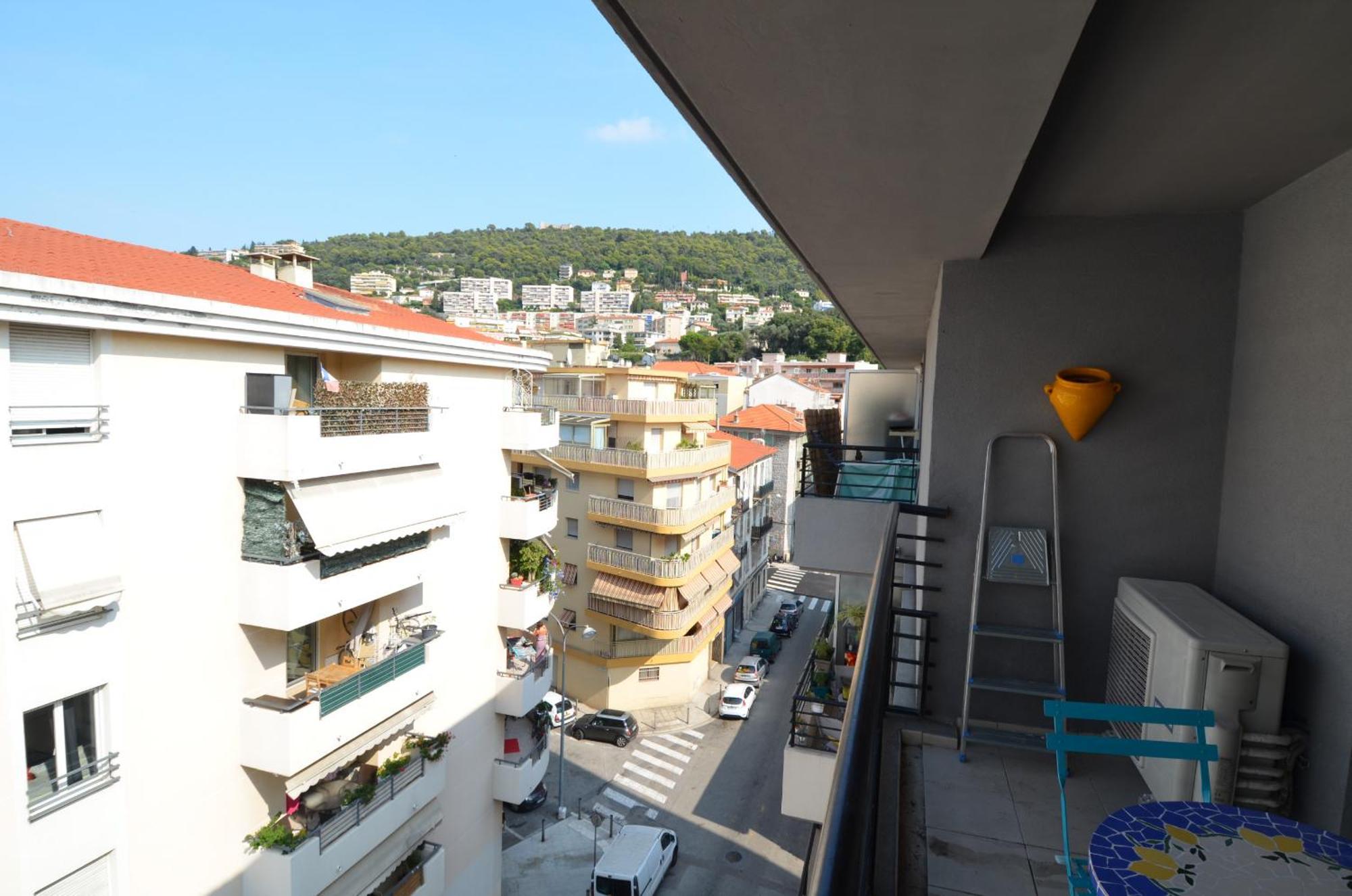 Tobias - Appartement Duplex 4 Personnes Quartier Riquier Nice Exteriör bild